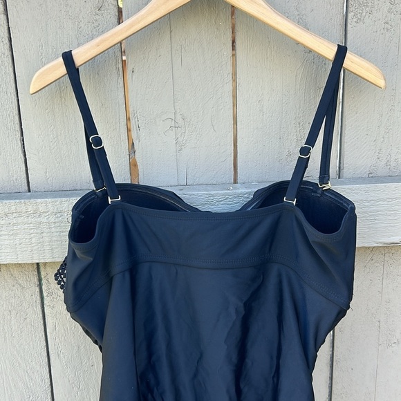 Kona Sol Black One Piece Swimsuit With Ruffle Details Size Large - Picture 5 of 5